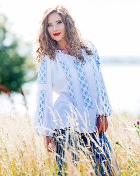 ETHNIC BLOUSE with handmade embroidery - Blue Sky