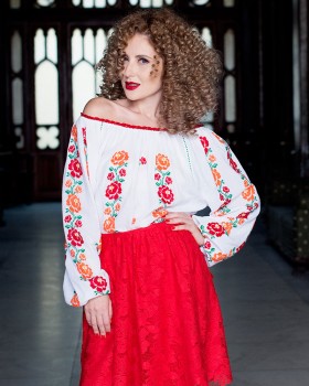 ETHNIC BLOUSE with handmade embroidery - Royal Roses