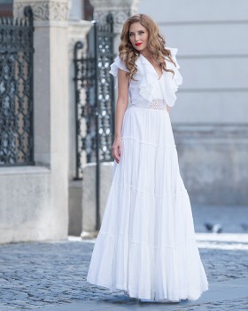 Long ruffled V-neck cotton dress with crochet lace waist applications